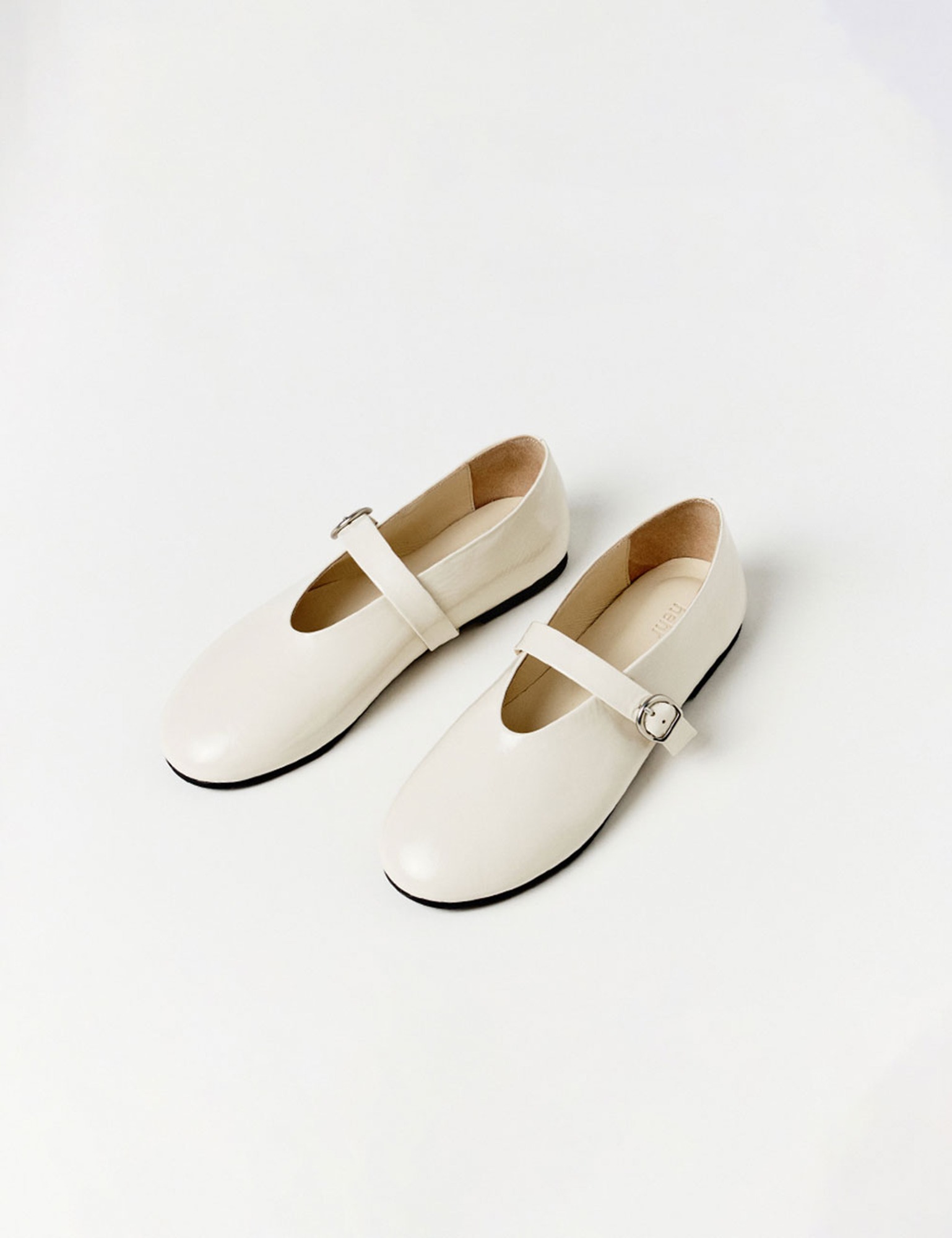 Pia Mary Jane Shoes (Ivory)